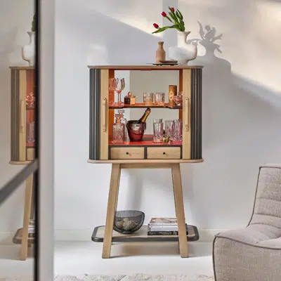 Cabinet bar
