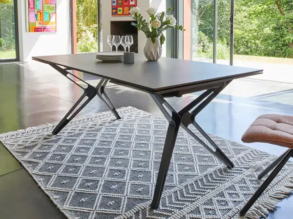 Table de séjour en céramique pleine masse